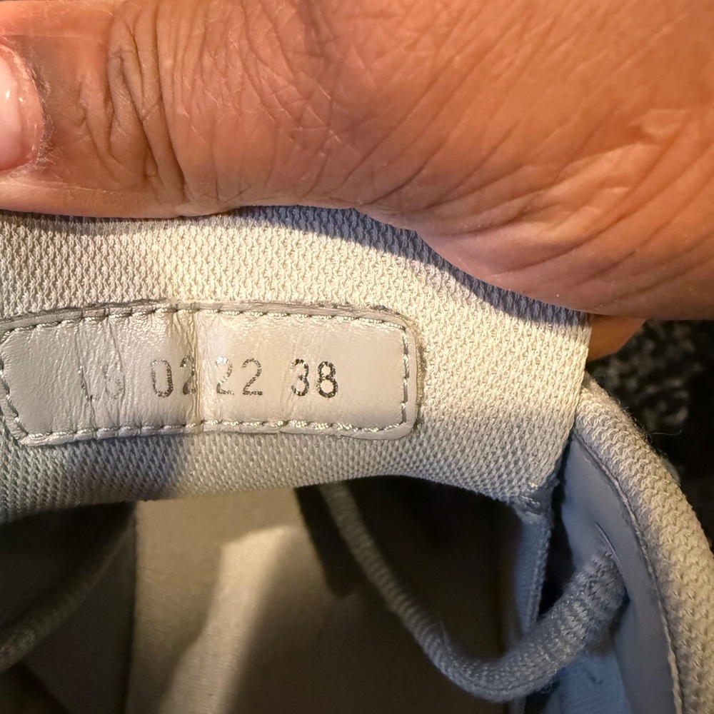 Dior B30 Sneaker - Picture 3 of 5